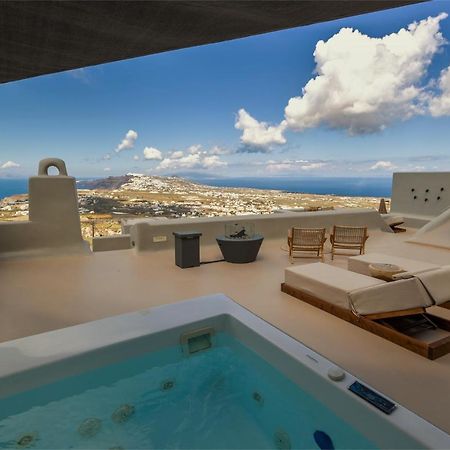 Luna Santorini Suites Пиргос Экстерьер фото